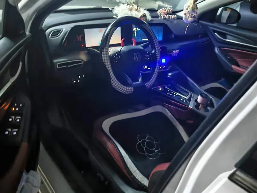 2021 ChangAn Eado 1.4T 160HP L4 7DCT,autocango,china used car exporter,china ev exporter,chinese used car exporter,chinese used ev exporter