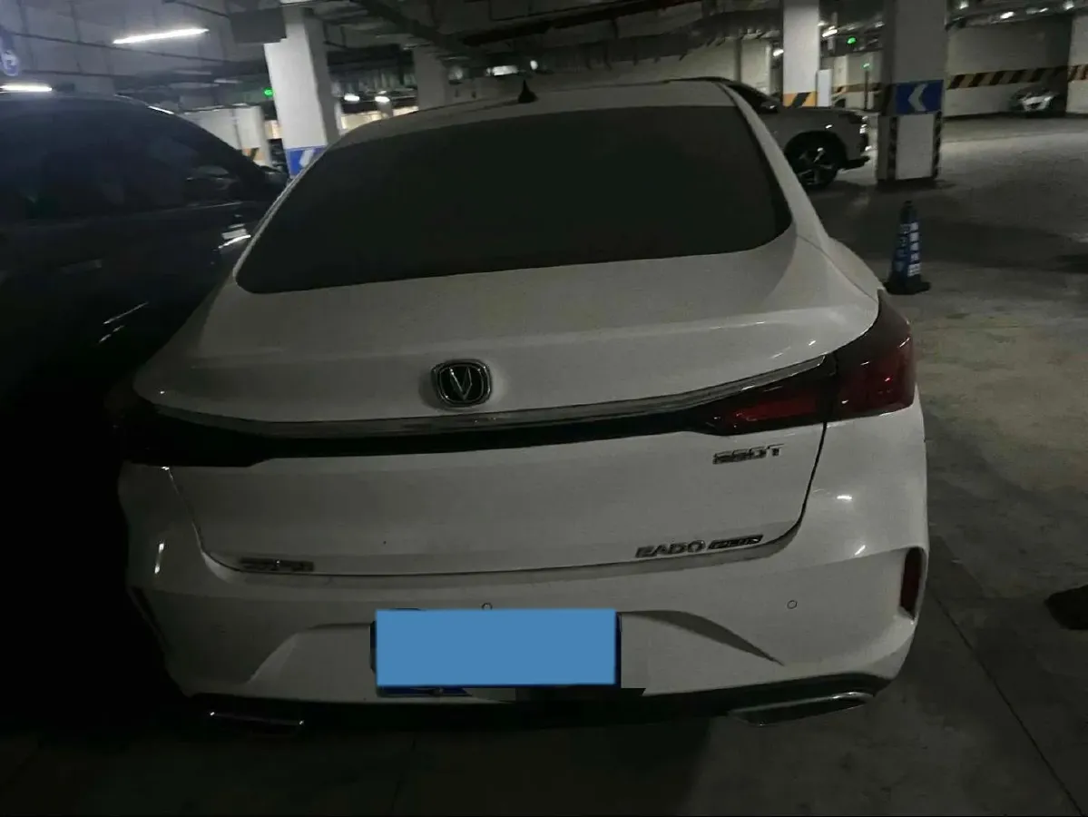 2021 ChangAn Eado 1.4T 160HP L4 7DCT,autocango,china used car exporter,china ev exporter,chinese used car exporter,chinese used ev exporter