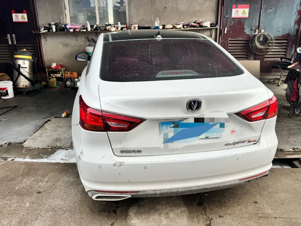 2021 ChangAn Raeton CC 1.5T 180HP L4 7DCT,autocango,china used car exporter,china ev exporter,chinese used car exporter,chinese used ev exporter