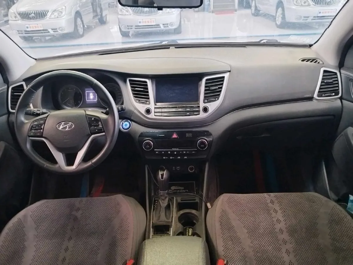 2018 Hyundai Tucson 1.6T 177HP L4 7DCT,autocango,china used car exporter,china ev exporter,chinese used car exporter,chinese used ev exporter