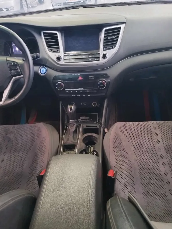 2018 Hyundai Tucson 1.6T 177HP L4 7DCT,autocango,china used car exporter,china ev exporter,chinese used car exporter,chinese used ev exporter