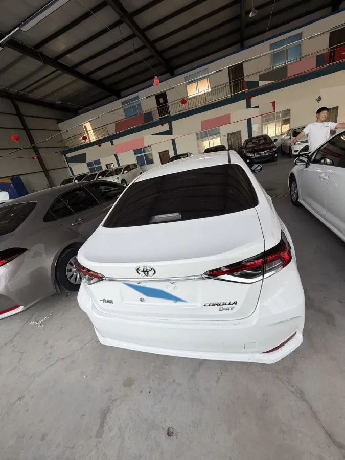 2021 Toyota Corolla 1.2T 116HP L4 CVT,autocango,china used car exporter,china ev exporter,chinese used car exporter,chinese used ev exporter
