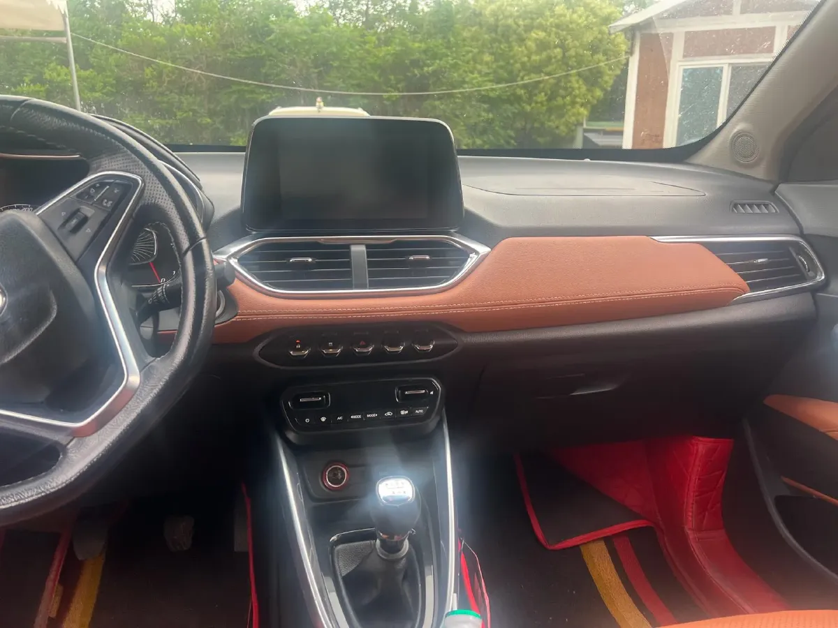 2017 BaoJun 510 1.5L 112HP L4 6MT,autocango,china used car exporter,china ev exporter,chinese used car exporter,chinese used ev exporter