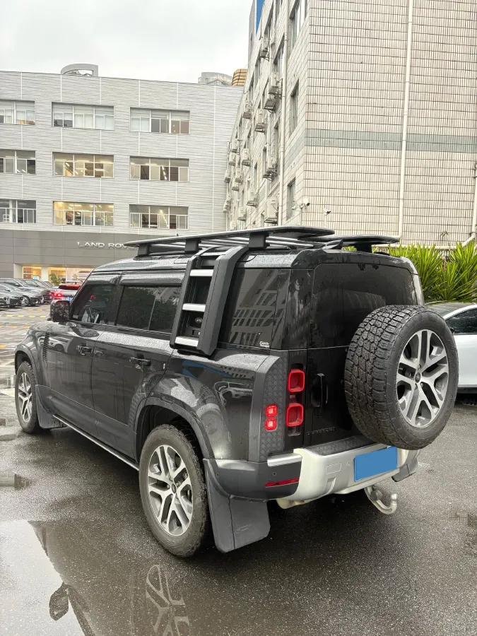 2023 Land Rover Defender 3.0T 400HP L6 8AT,autocango,china used car exporter,china ev exporter,chinese used car exporter,chinese used ev exporter
