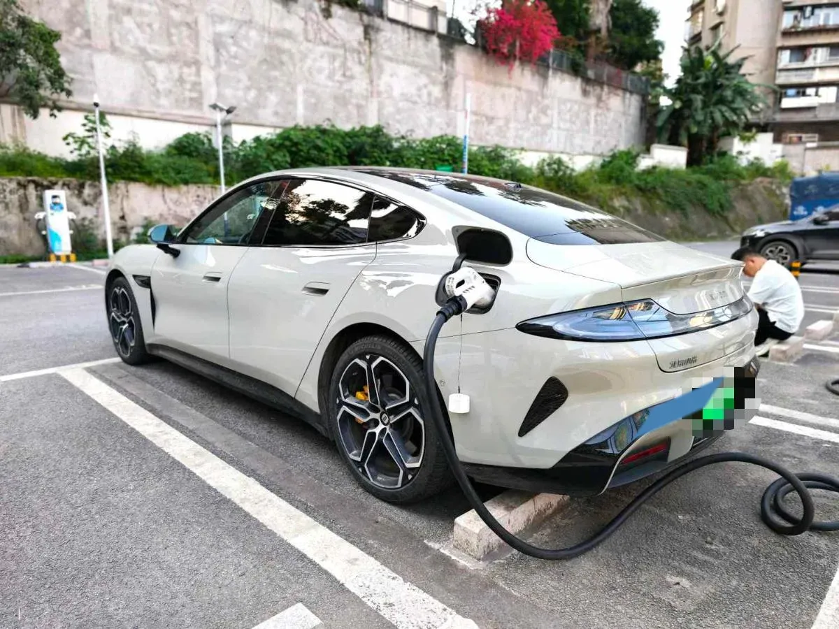 2024 MI SU7 BEV 94.3KWH,autocango,china used car exporter,china ev exporter,chinese used car exporter,chinese used ev exporter