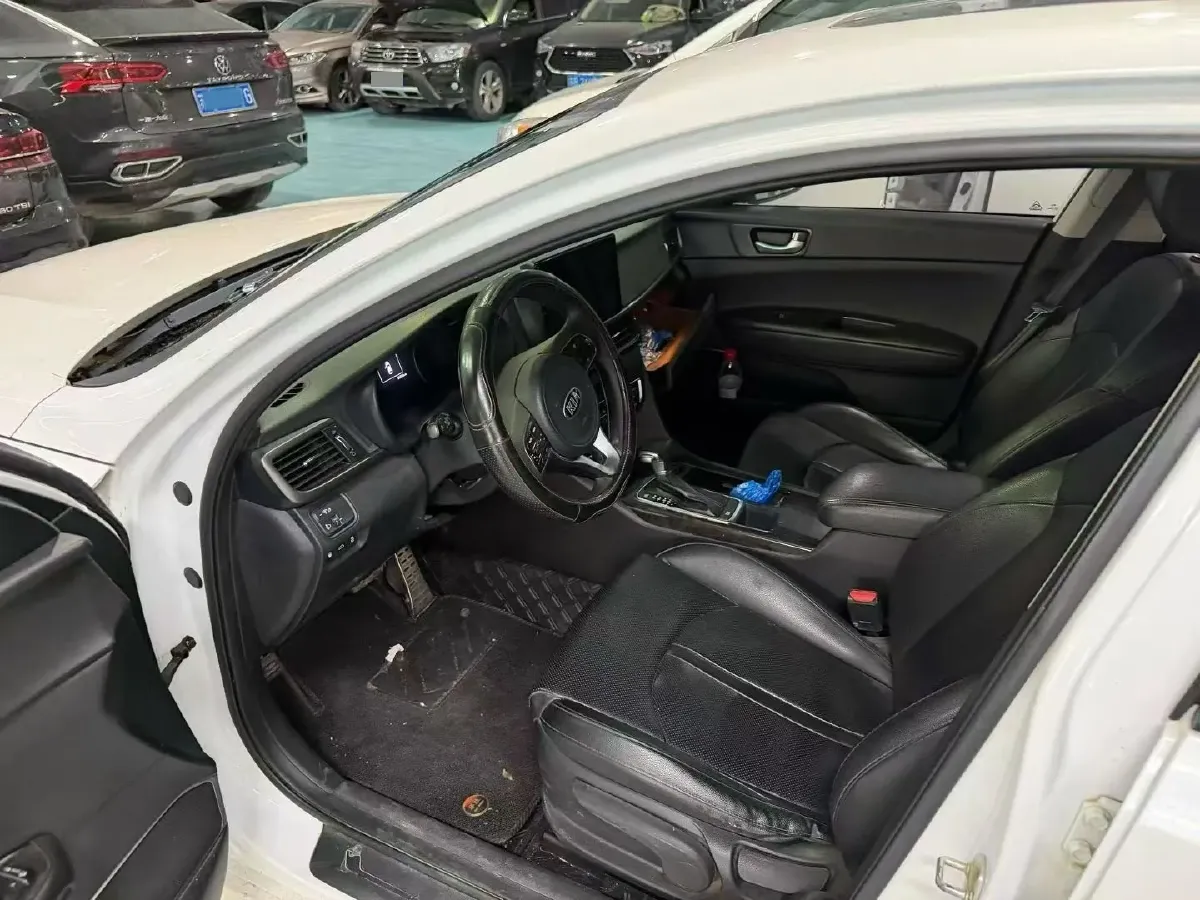 2016 Kia K5 2.0L 161HP L4 6AT,autocango,china used car exporter,china ev exporter,chinese used car exporter,chinese used ev exporter