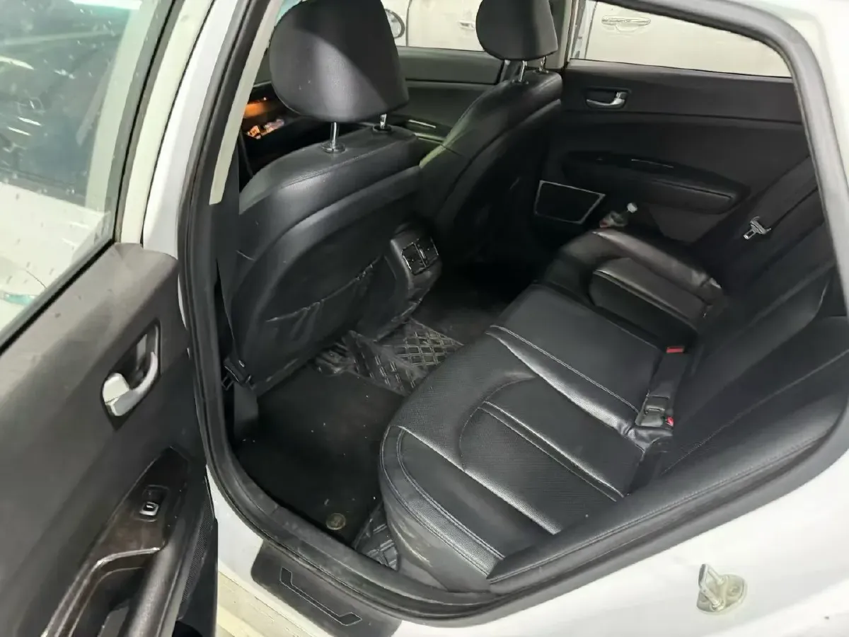 2016 Kia K5 2.0L 161HP L4 6AT,autocango,china used car exporter,china ev exporter,chinese used car exporter,chinese used ev exporter