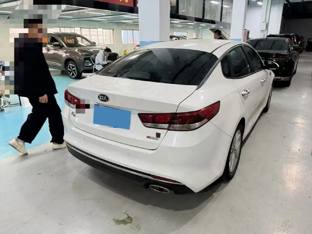 2016 Kia K5 2.0L 161HP L4 6AT,autocango,china used car exporter,china ev exporter,chinese used car exporter,chinese used ev exporter