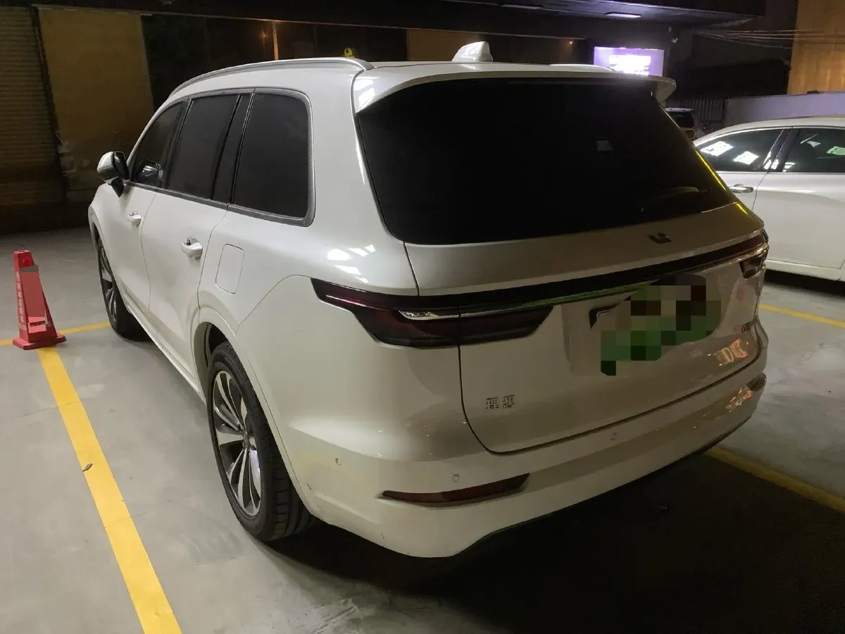 2021 Li ONE Range Extended 131HP REEV 40.5KWH,autocango,china used car exporter,china ev exporter,chinese used car exporter,chinese used ev exporter