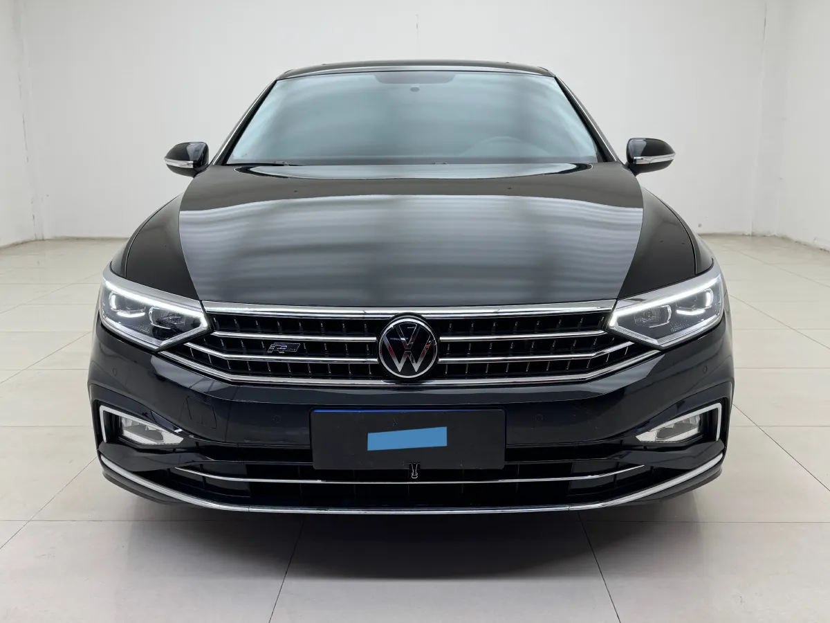 2023 Volkswagen Magotan 1.4T 150HP L4 7DCT,autocango,china used car exporter,china ev exporter,chinese used car exporter,chinese used ev exporter
