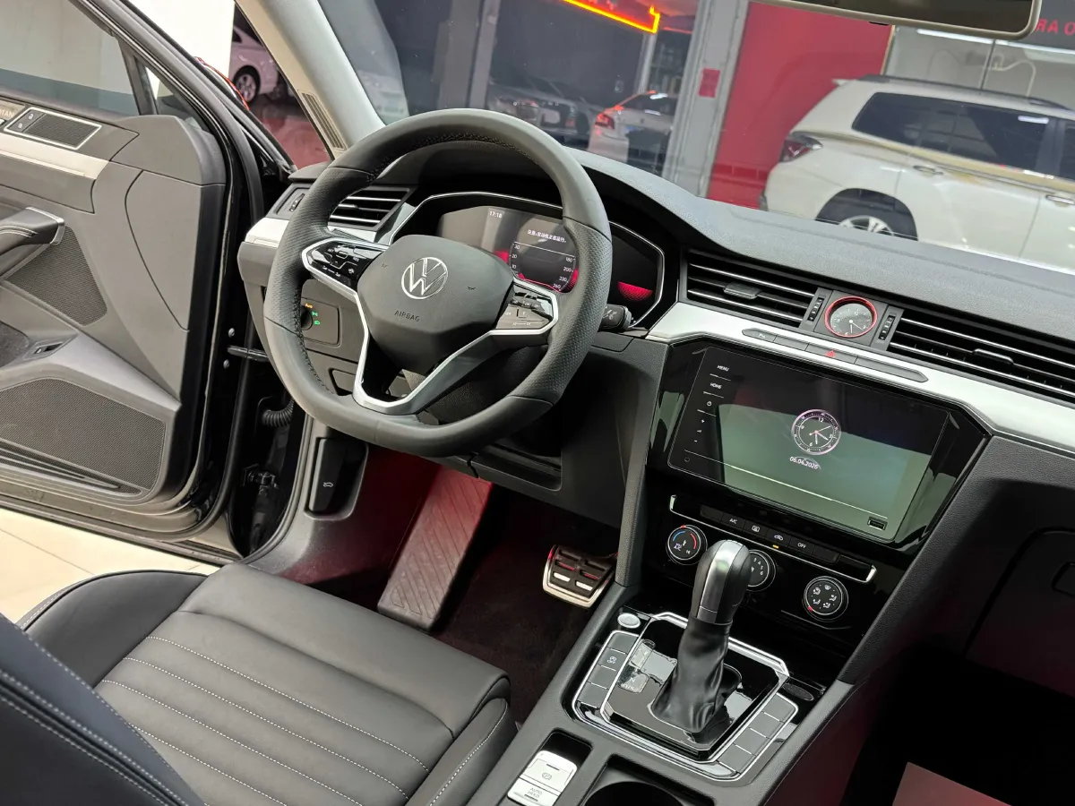 2023 Volkswagen Magotan 1.4T 150HP L4 7DCT,autocango,china used car exporter,china ev exporter,chinese used car exporter,chinese used ev exporter