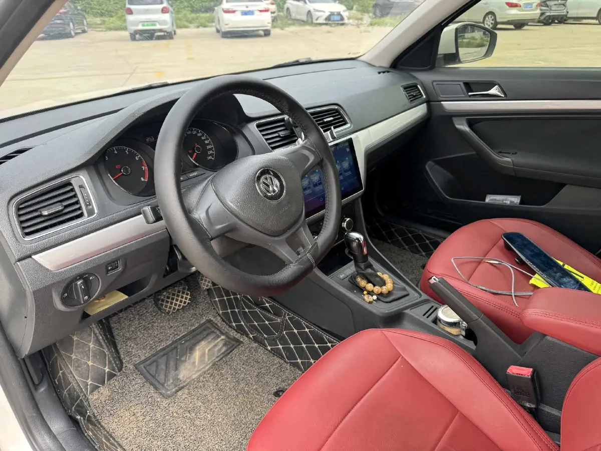 2017 Volkswagen Lavida 1.6L 110HP L4 6AT,autocango,china used car exporter,china ev exporter,chinese used car exporter,chinese used ev exporter