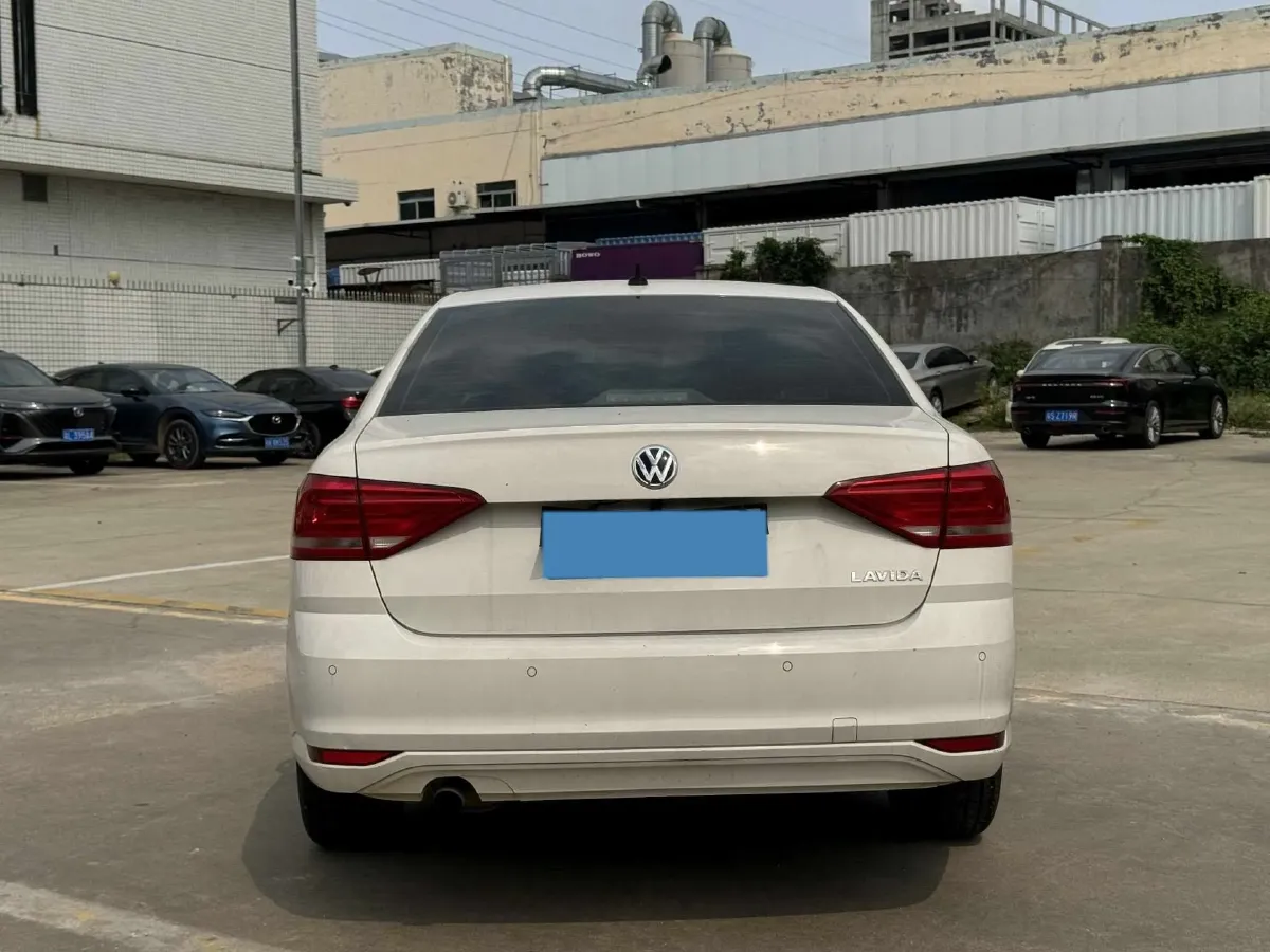 2017 Volkswagen Lavida 1.6L 110HP L4 6AT,autocango,china used car exporter,china ev exporter,chinese used car exporter,chinese used ev exporter