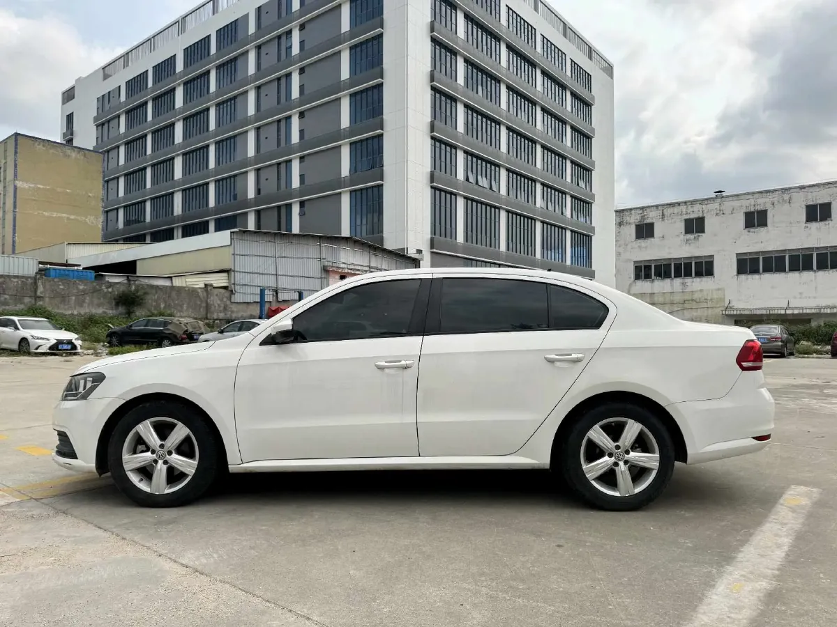 2017 Volkswagen Lavida 1.6L 110HP L4 6AT,autocango,china used car exporter,china ev exporter,chinese used car exporter,chinese used ev exporter