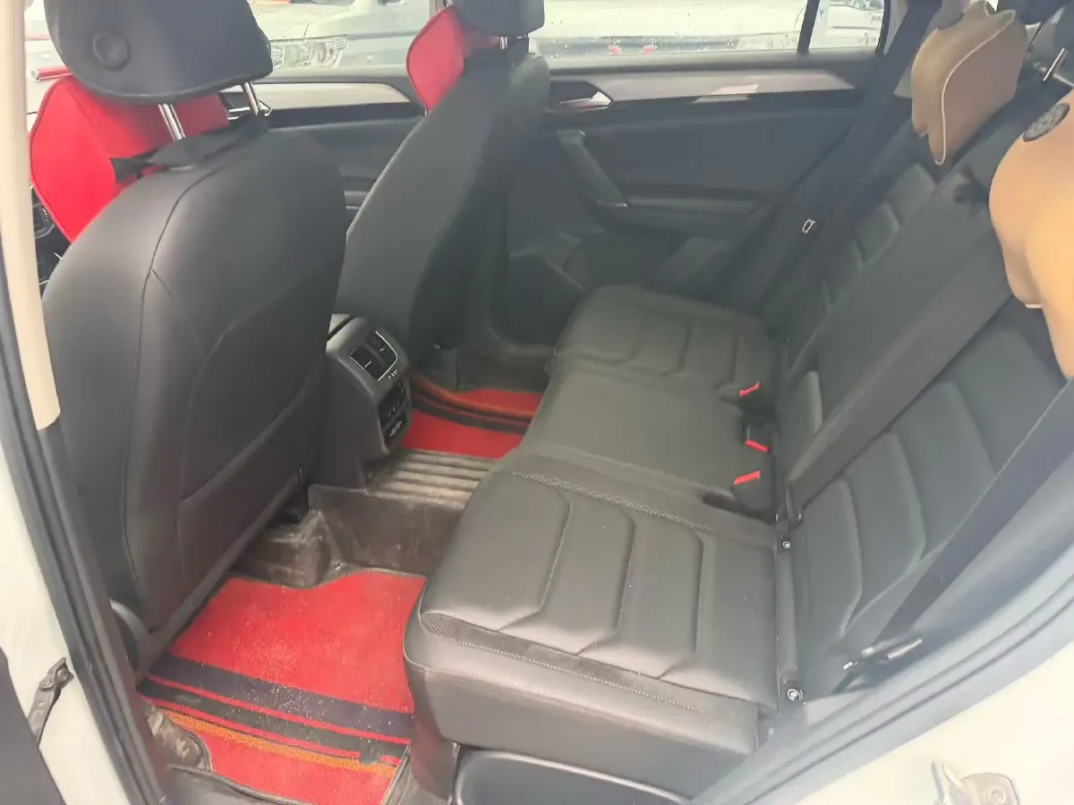 2020 Volkswagen Tayron 2.0T 186HP L4 7DCT,autocango,china used car exporter,china ev exporter,chinese used car exporter,chinese used ev exporter