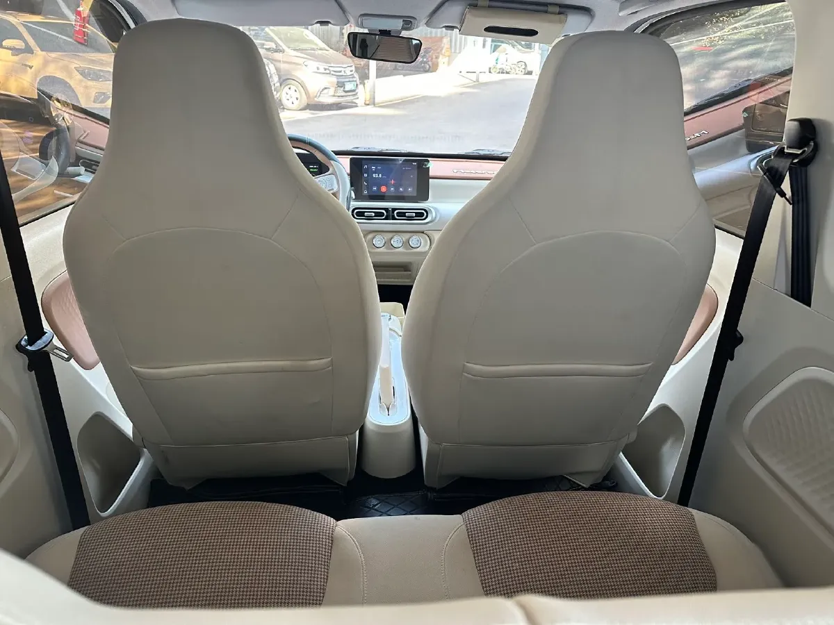 2024 WuLing HongGuang MINI EV BEV 17.3KWH,autocango,china used car exporter,china ev exporter,chinese used car exporter,chinese used ev exporter