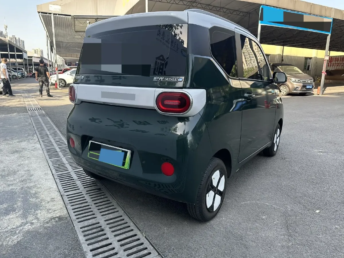 2024 WuLing HongGuang MINI EV BEV 17.3KWH,autocango,china used car exporter,china ev exporter,chinese used car exporter,chinese used ev exporter