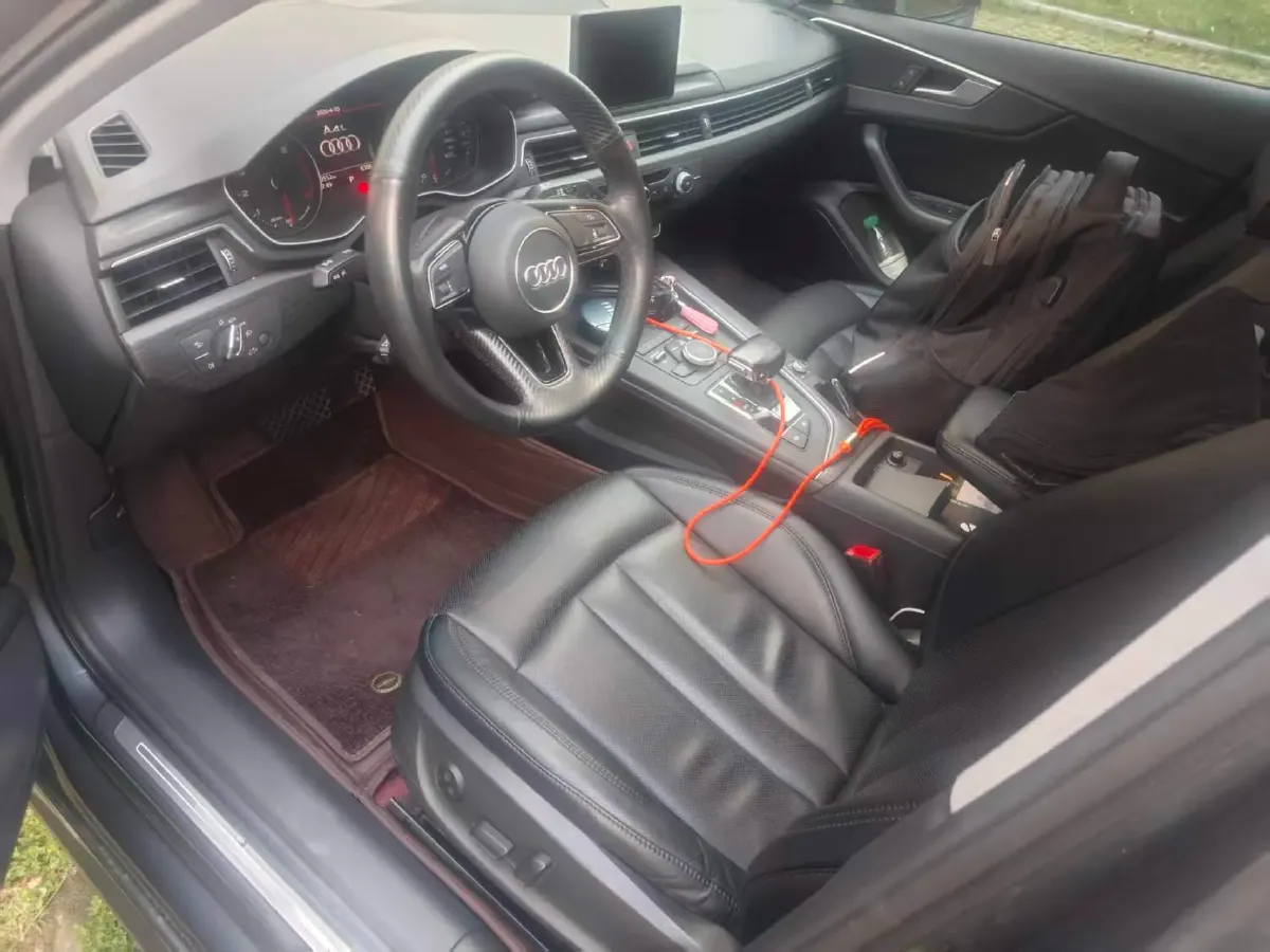 2019 Audi A4L 2.0T 190HP L4 7DCT,autocango,china used car exporter,china ev exporter,chinese used car exporter,chinese used ev exporter
