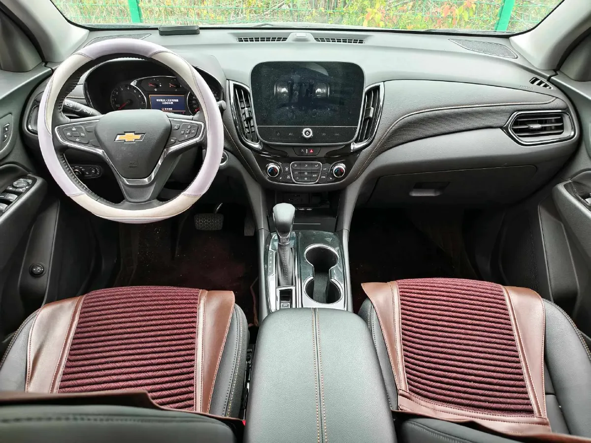 2022 Chevrolet Equinox 1.5T 169HP L4 6AT,autocango,china used car exporter,china ev exporter,chinese used car exporter,chinese used ev exporter