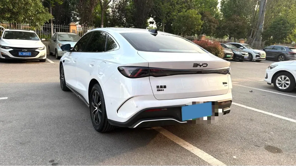 2025 BYD Seal06 1.5L 101HP L4 E-CVT PHEV 10.08KWH,autocango,china used car exporter,china ev exporter,chinese used car exporter,chinese used ev exporter