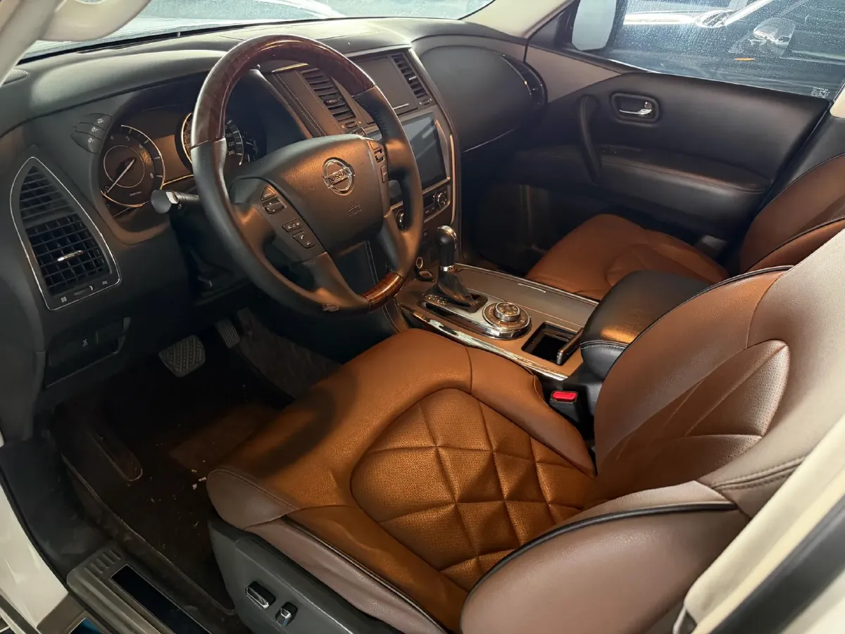 2018 Nissan Patrol 4.0L 279HP V6 7AT,autocango,china used car exporter,china ev exporter,chinese used car exporter,chinese used ev exporter