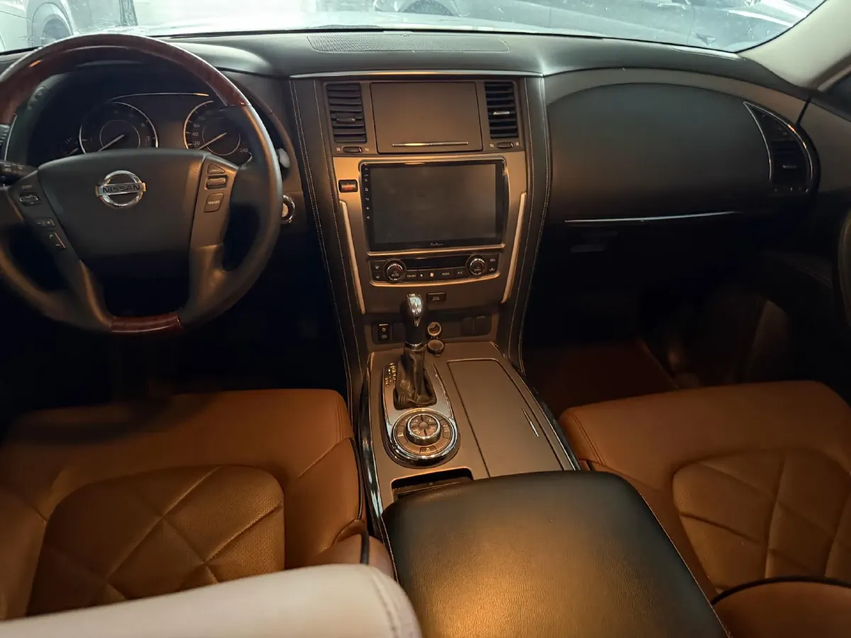 2018 Nissan Patrol 4.0L 279HP V6 7AT,autocango,china used car exporter,china ev exporter,chinese used car exporter,chinese used ev exporter