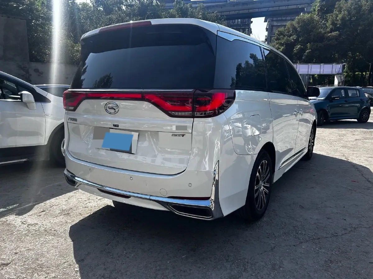 2021 GAC Trumpchi M8 2.0T 252HP L4 8AT,autocango,china used car exporter,china ev exporter,chinese used car exporter,chinese used ev exporter