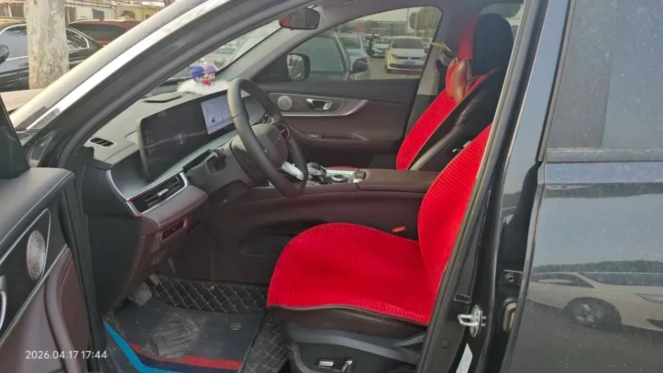 2022 Chery Tiggo 8 PRO 1.6T 197HP L4 7DCT,autocango,china used car exporter,china ev exporter,chinese used car exporter,chinese used ev exporter