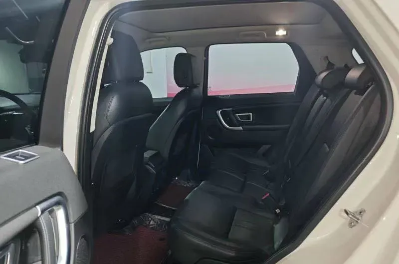 2019 Land Rover Discovery Sport 2.0T 241HP L4 9AT,autocango,china used car exporter,china ev exporter,chinese used car exporter,chinese used ev exporter