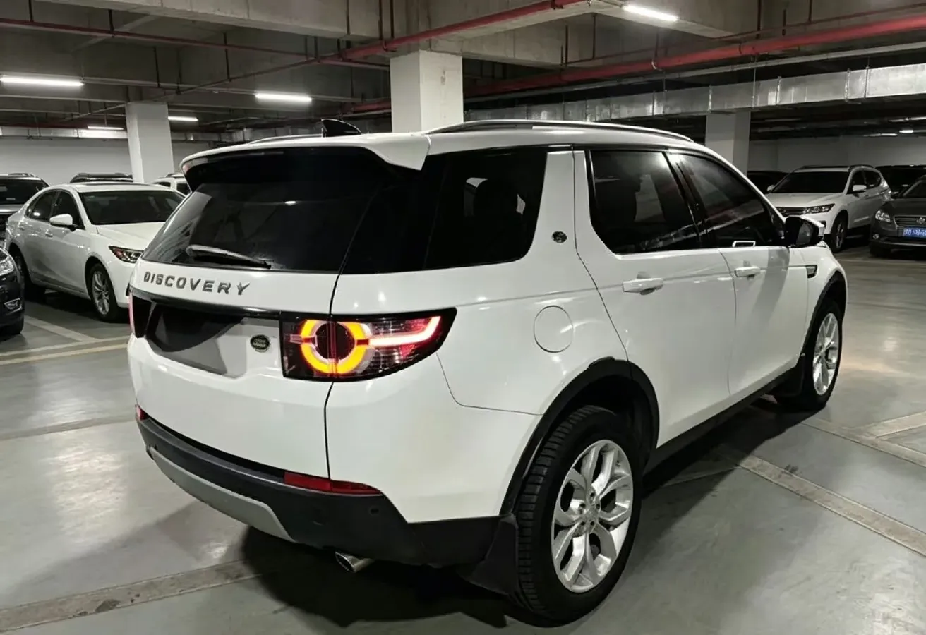 2019 Land Rover Discovery Sport 2.0T 241HP L4 9AT,autocango,china used car exporter,china ev exporter,chinese used car exporter,chinese used ev exporter