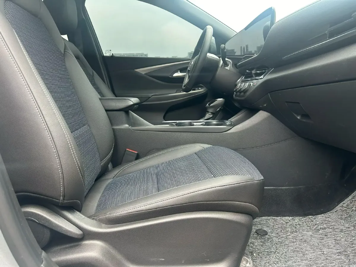 2022 Buick Envista 1.5T 184HP L4 CVT,autocango,china used car exporter,china ev exporter,chinese used car exporter,chinese used ev exporter