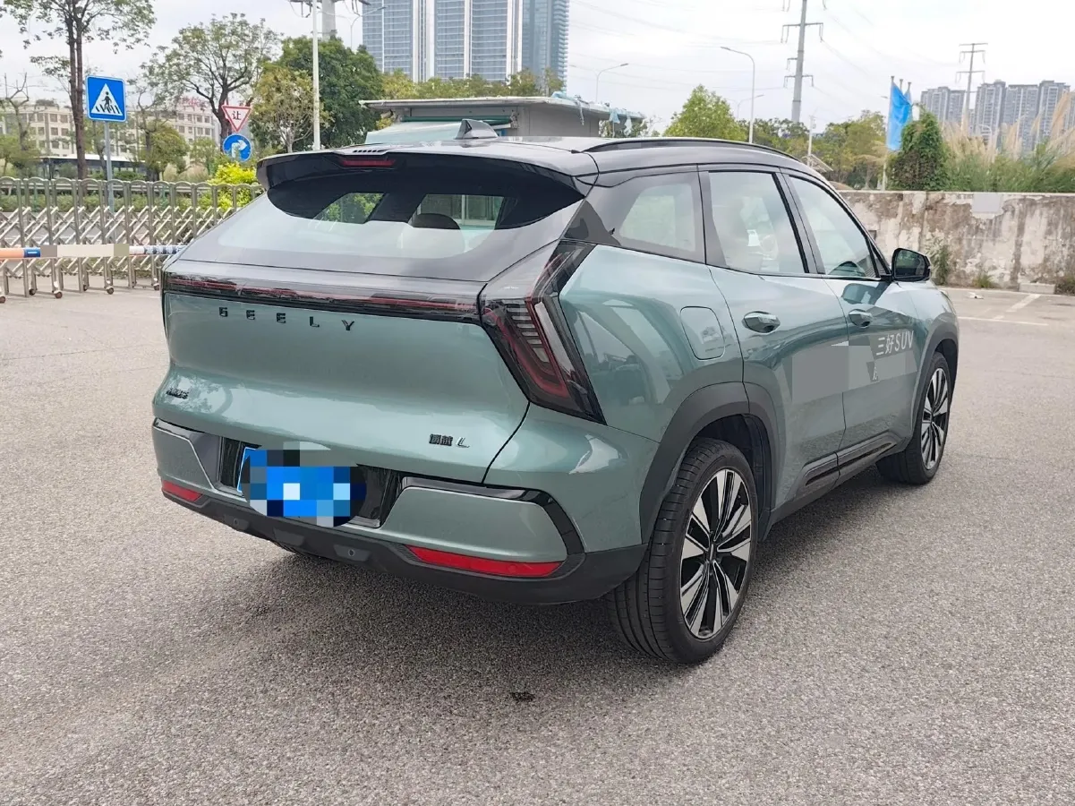 2025 Geely StarRay 1.5T 181HP L4 7DCT,autocango,china used car exporter,china ev exporter,chinese used car exporter,chinese used ev exporter