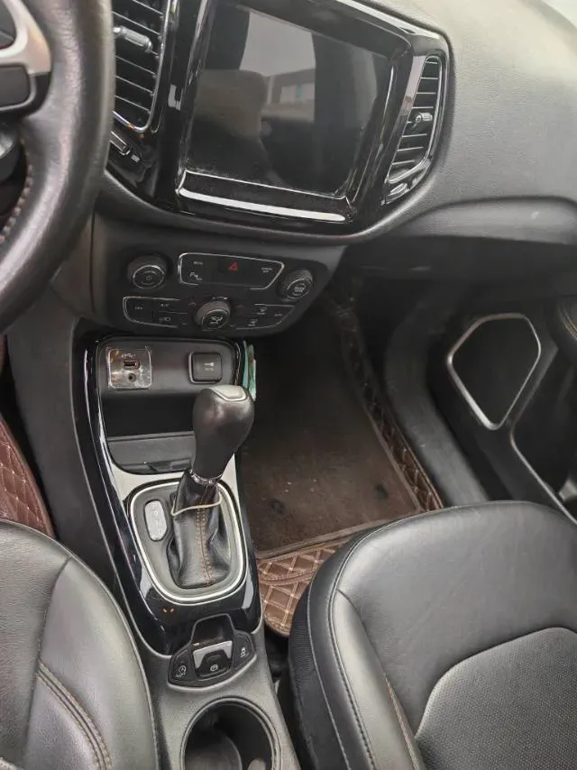 2019 Jeep Compass 1.3T 173HP L4 7DCT,autocango,china used car exporter,china ev exporter,chinese used car exporter,chinese used ev exporter