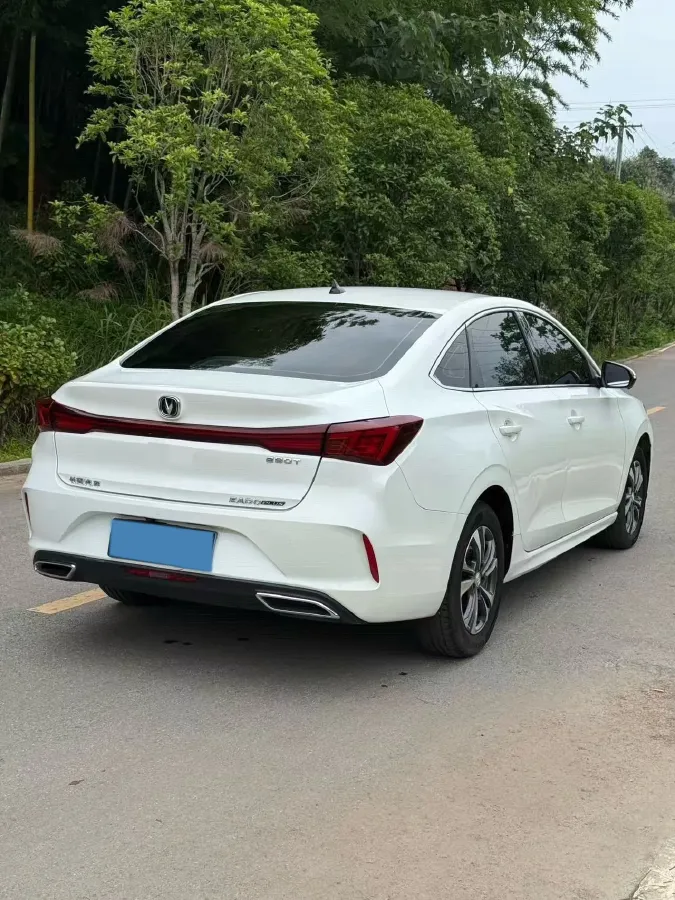 2022 ChangAn Eado 1.4T 160HP L4 7DCT,autocango,china used car exporter,china ev exporter,chinese used car exporter,chinese used ev exporter