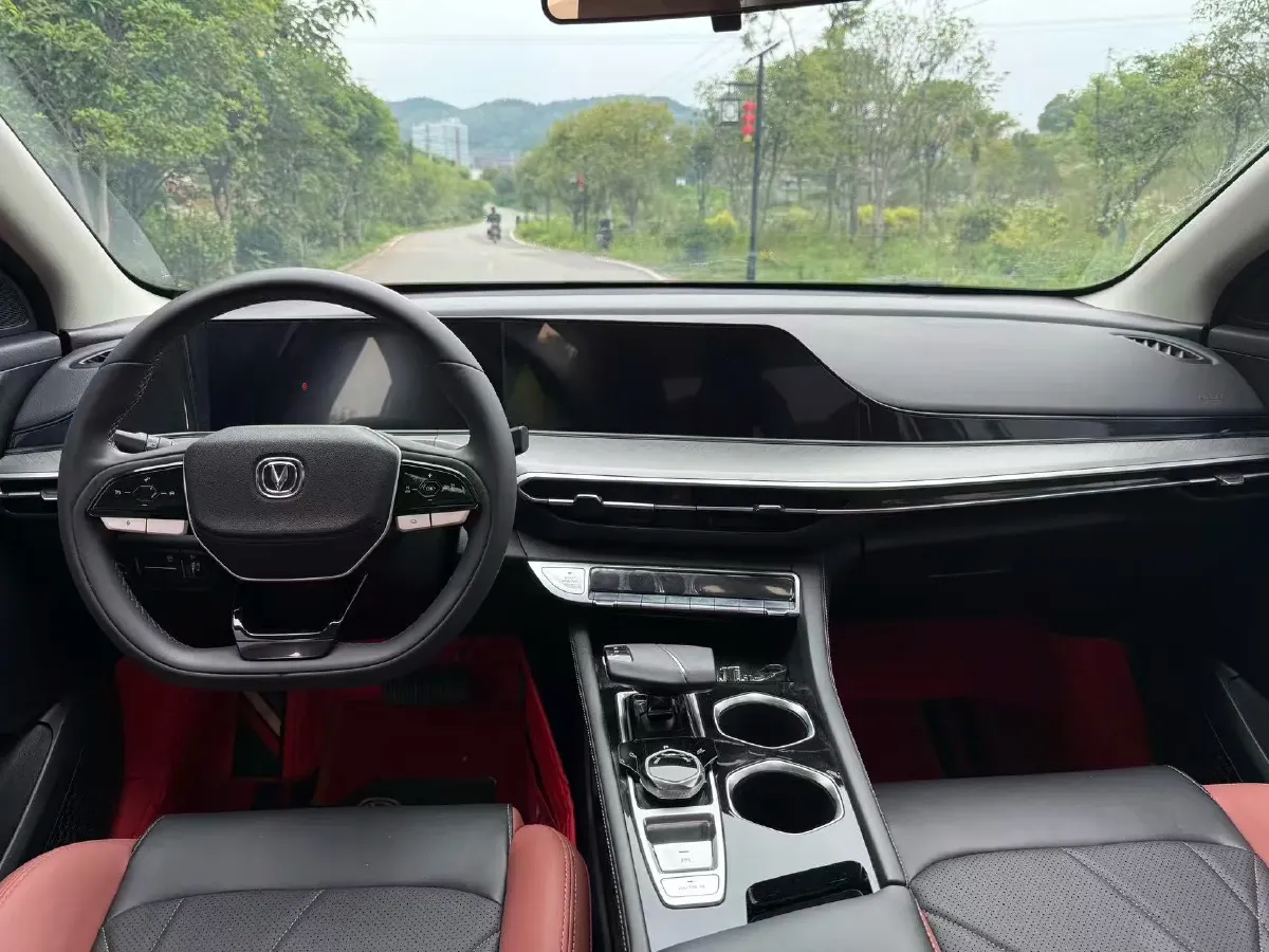 2022 ChangAn Eado 1.4T 160HP L4 7DCT,autocango,china used car exporter,china ev exporter,chinese used car exporter,chinese used ev exporter