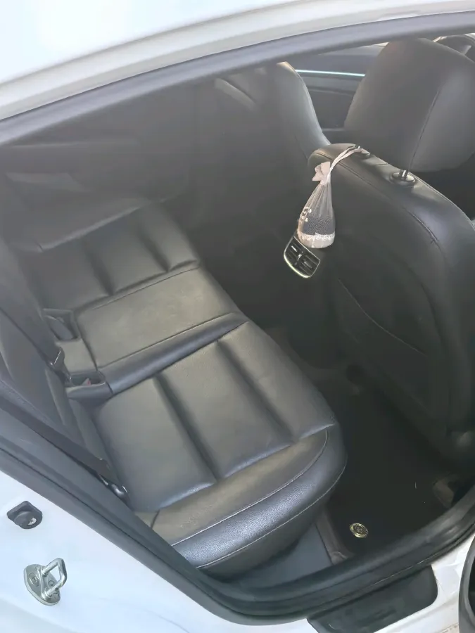 2019 Hyundai Elantra 1.5L 115HP L4 CVT,autocango,china used car exporter,china ev exporter,chinese used car exporter,chinese used ev exporter