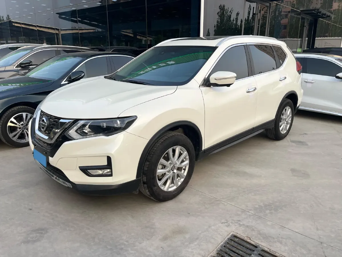 2023 Nissan X-Trail 2.0L 151HP L4 CVT,autocango,china used car exporter,china ev exporter,chinese used car exporter,chinese used ev exporter