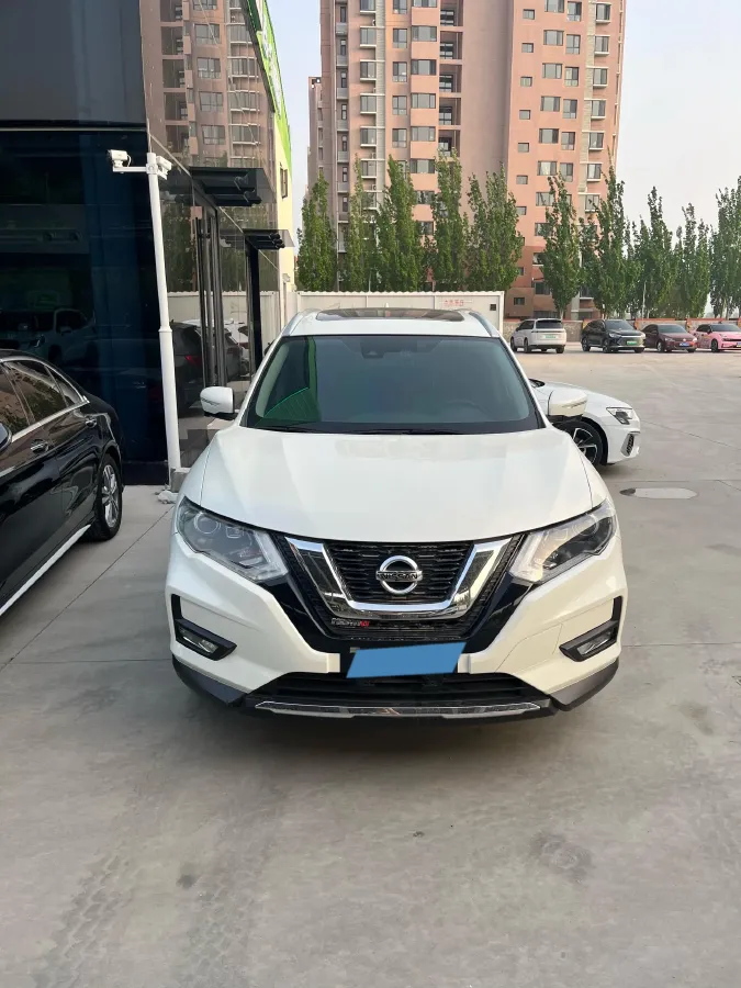2023 Nissan X-Trail 2.0L 151HP L4 CVT,autocango,china used car exporter,china ev exporter,chinese used car exporter,chinese used ev exporter