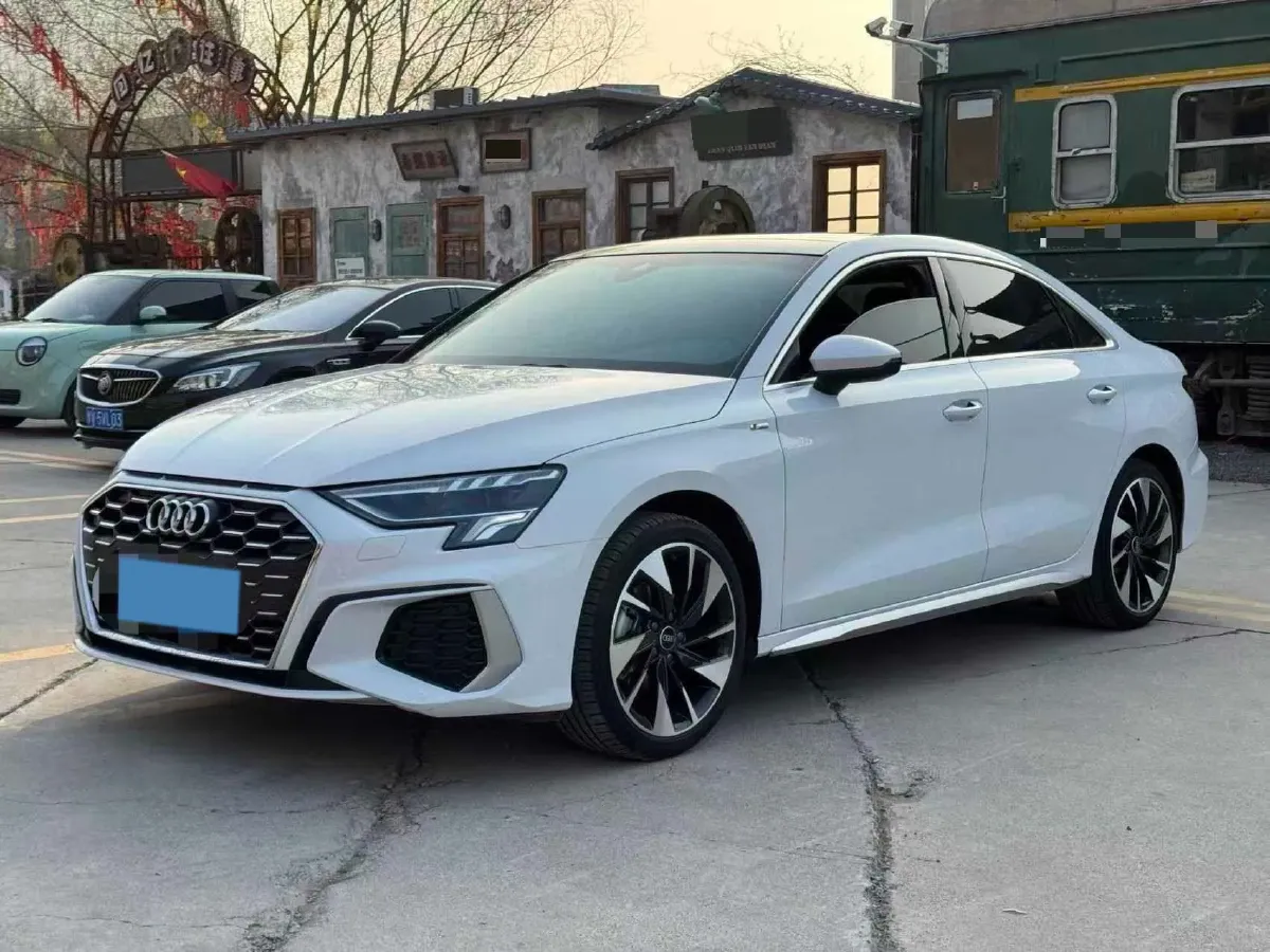 2023 Audi A3 1.4T 150HP L4 7DCT,autocango,china used car exporter,china ev exporter,chinese used car exporter,chinese used ev exporter