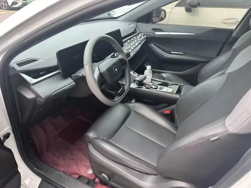 2023 ChangAn Raeton Plus 1.5T 188HP L4 7DCT,autocango,china used car exporter,china ev exporter,chinese used car exporter,chinese used ev exporter