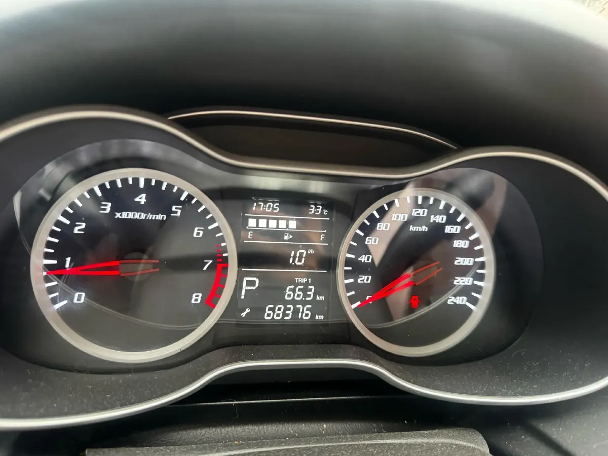 2018 Bestune X40 1.6L 114HP L4 6AT,autocango,china used car exporter,china ev exporter,chinese used car exporter,chinese used ev exporter