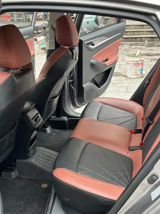 2021 ChangAn Eado 1.4T 160HP L4 7DCT,autocango,china used car exporter,china ev exporter,chinese used car exporter,chinese used ev exporter