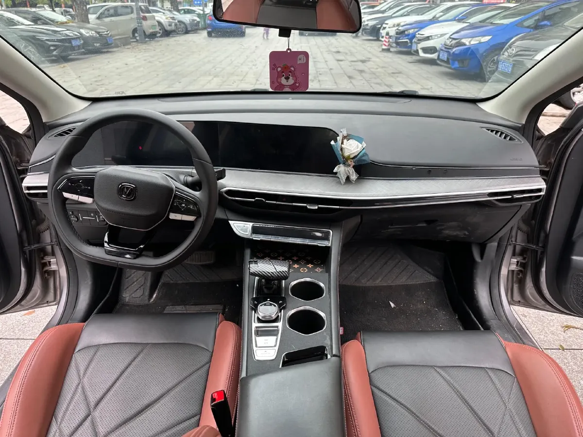 2021 ChangAn Eado 1.4T 160HP L4 7DCT,autocango,china used car exporter,china ev exporter,chinese used car exporter,chinese used ev exporter