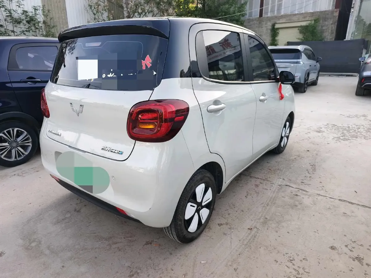 2025 WuLing HongGuang MINI EV BEV 16.2KWH,autocango,china used car exporter,china ev exporter,chinese used car exporter,chinese used ev exporter