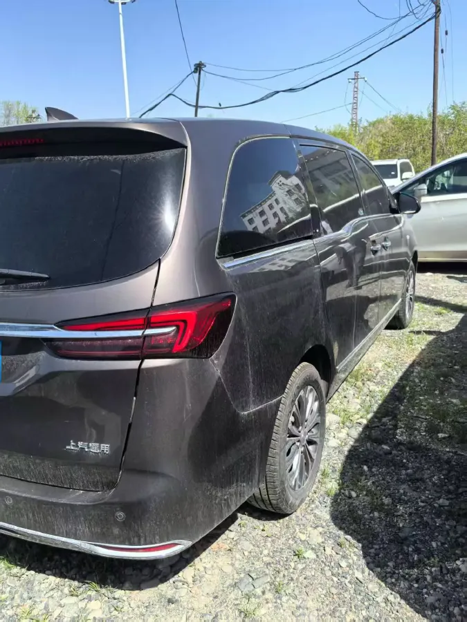 2022 Buick GL8 2.0T 237HP L4 9AT,autocango,china used car exporter,china ev exporter,chinese used car exporter,chinese used ev exporter