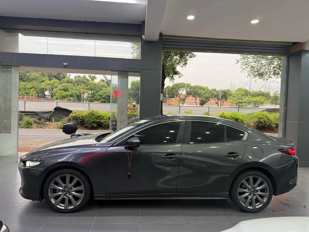 2023 Mazda 3 Axela 2.0L 158HP L4 6AT,autocango,china used car exporter,china ev exporter,chinese used car exporter,chinese used ev exporter