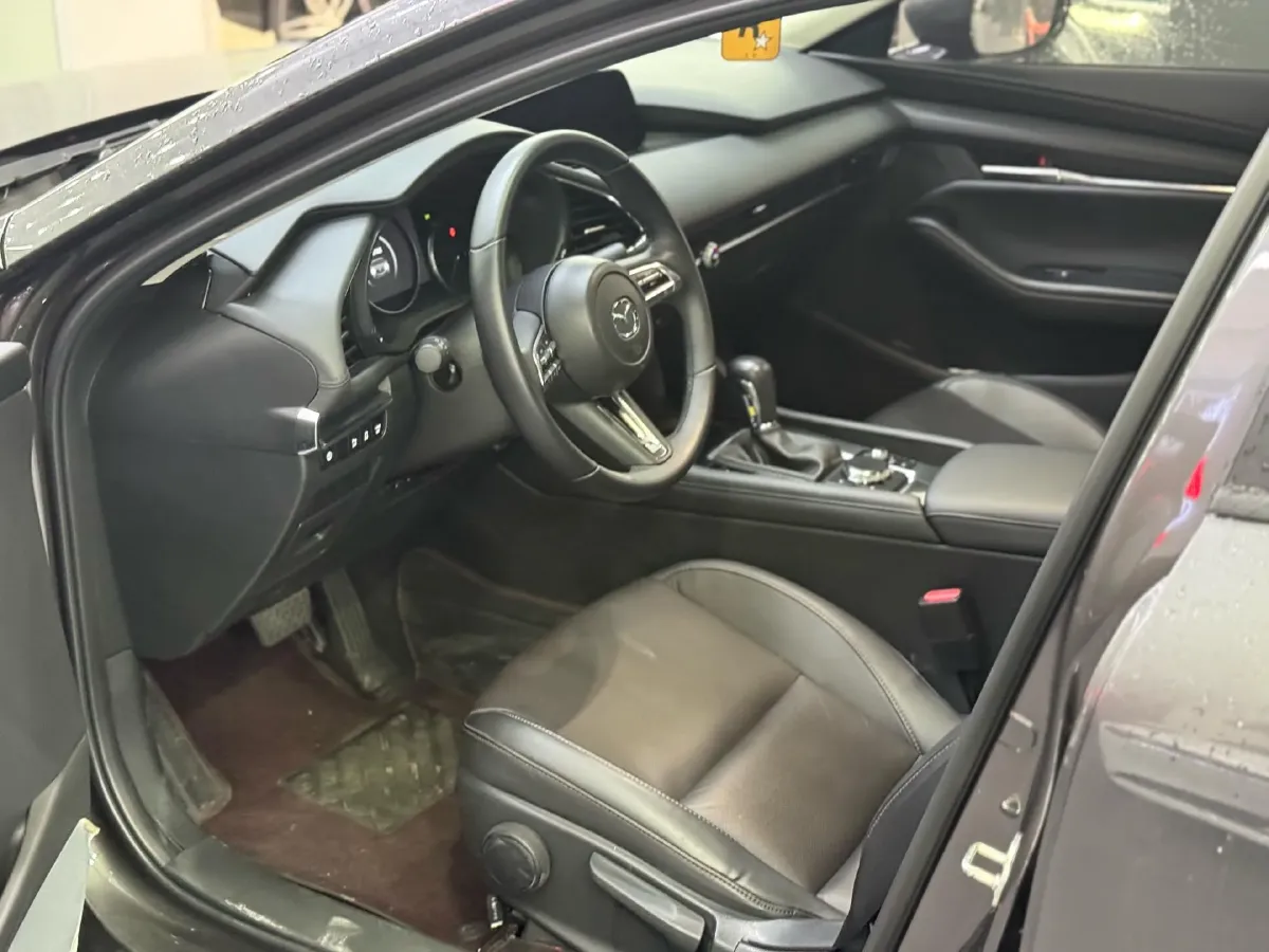 2023 Mazda 3 Axela 2.0L 158HP L4 6AT,autocango,china used car exporter,china ev exporter,chinese used car exporter,chinese used ev exporter