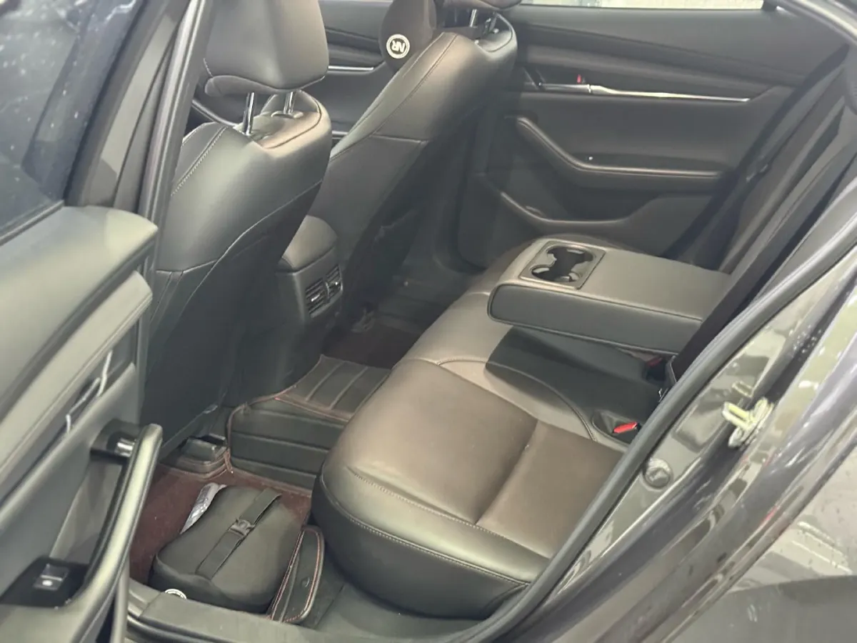2023 Mazda 3 Axela 2.0L 158HP L4 6AT,autocango,china used car exporter,china ev exporter,chinese used car exporter,chinese used ev exporter