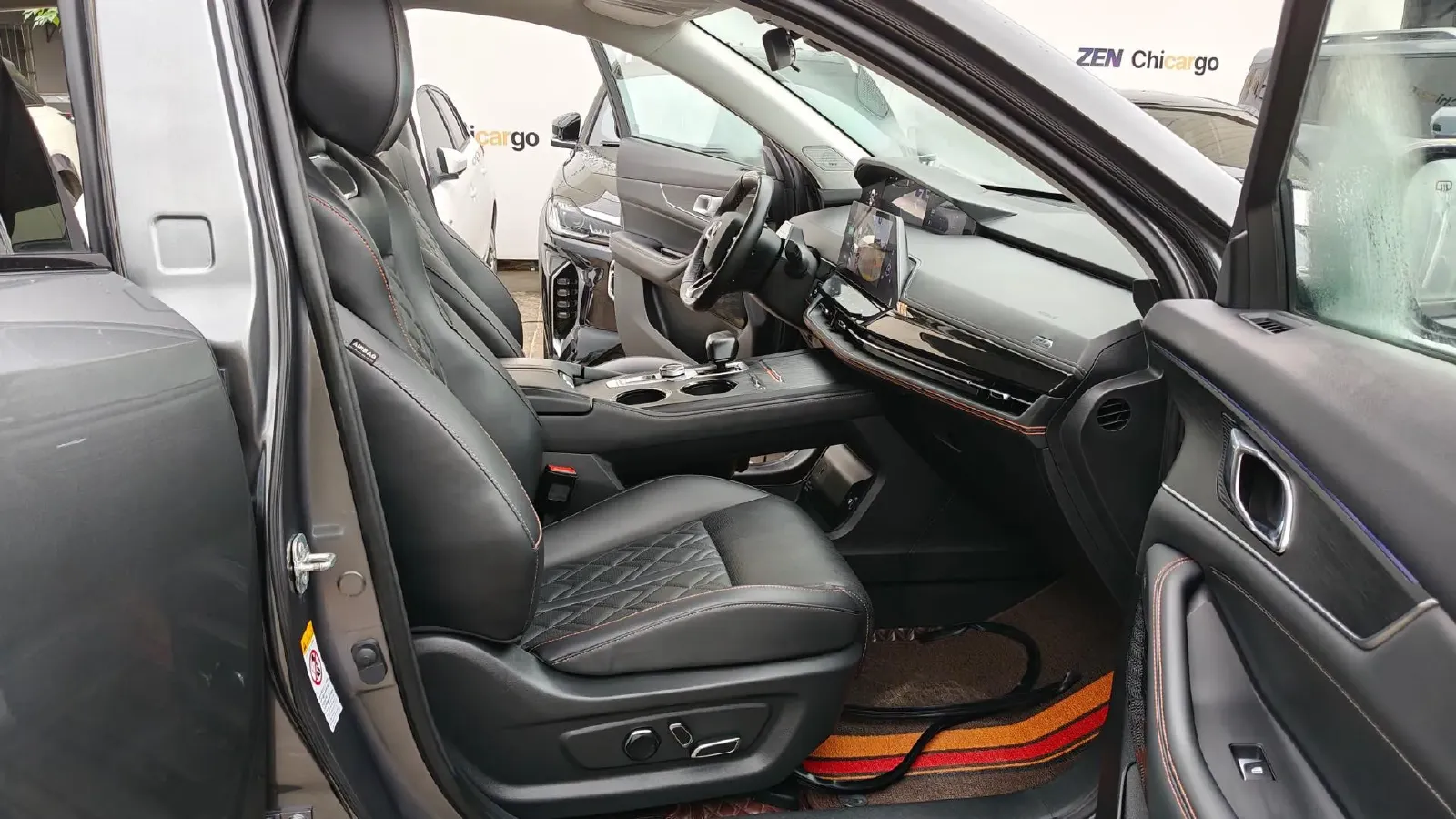 2021 ChangAn UNI-K 2.0T 233HP L4 8AT,autocango,china used car exporter,china ev exporter,chinese used car exporter,chinese used ev exporter