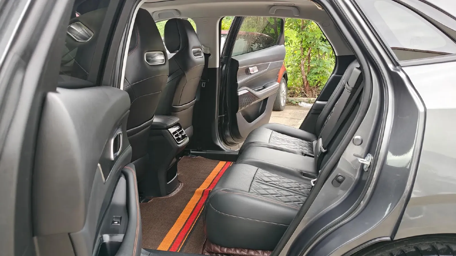 2021 ChangAn UNI-K 2.0T 233HP L4 8AT,autocango,china used car exporter,china ev exporter,chinese used car exporter,chinese used ev exporter